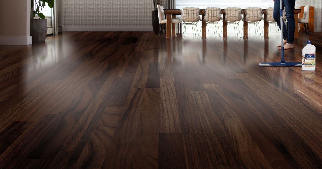 <p>Do you really know how to polish hardwood floors? Get expert tips and tricks.</p>
