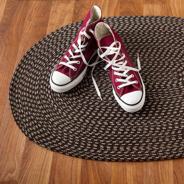 <p><strong>Have a specific place to put wet shoes so that the excess water doesn&rsquo;t get to your floors. </strong>Consider having back up mats to ensure that they are always clean and dry to best absorb water.</p><br/>